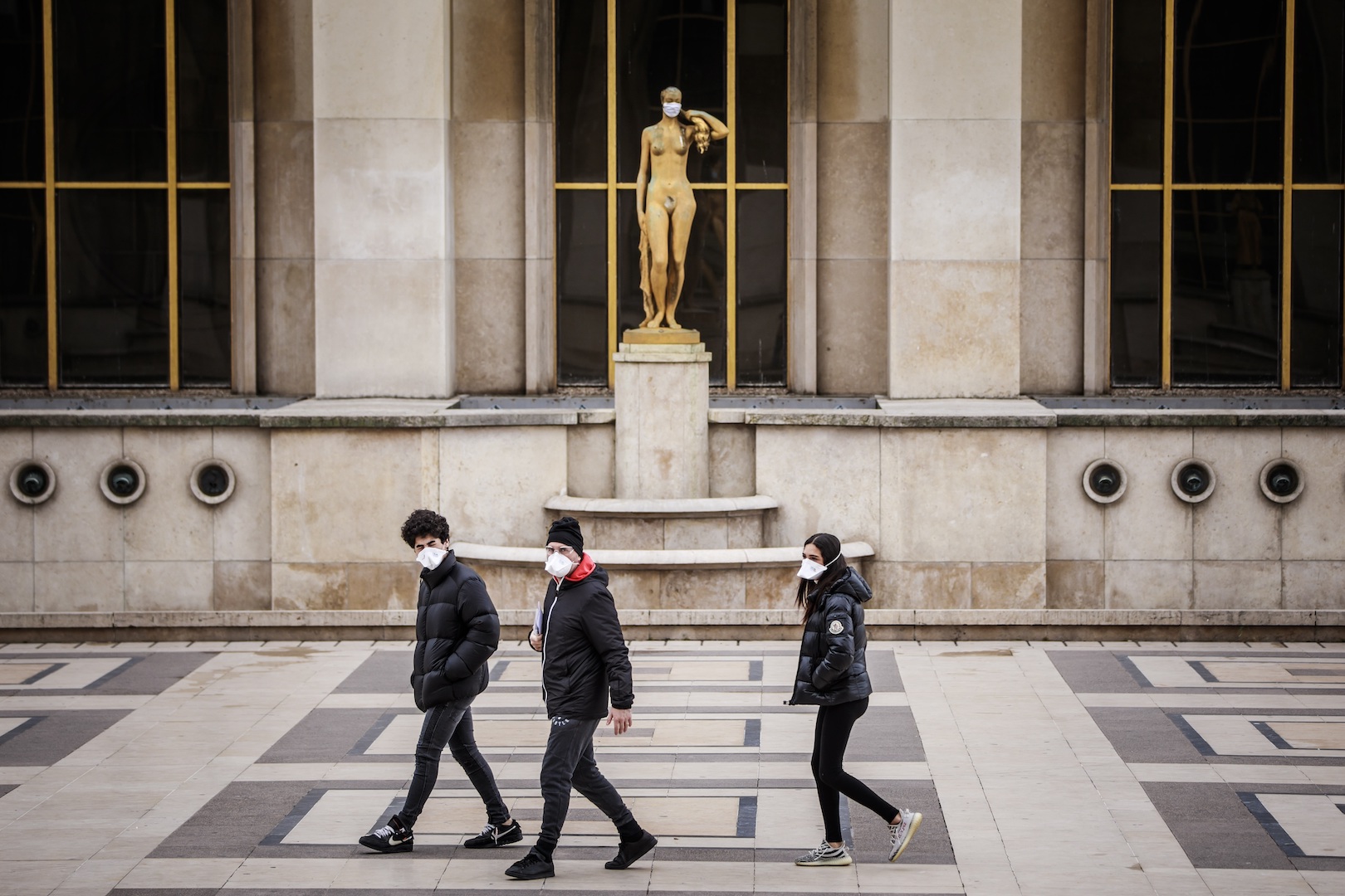 Francia extiende alerta sanitaria hasta el 24 de julio