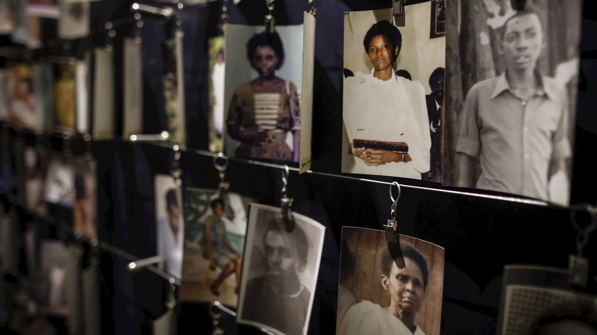 Detienen en París a uno de los fugitivos más buscados por genocidio de Ruanda