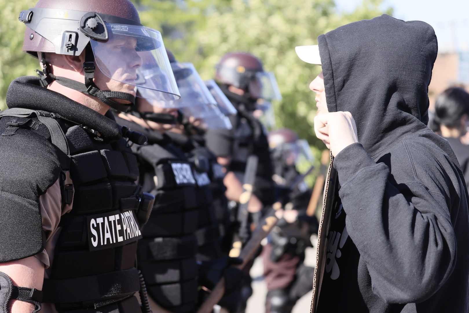 Anonymous amenaza con exponer red de corrupción policial en EE.UU. tras asesinato de George Floyd