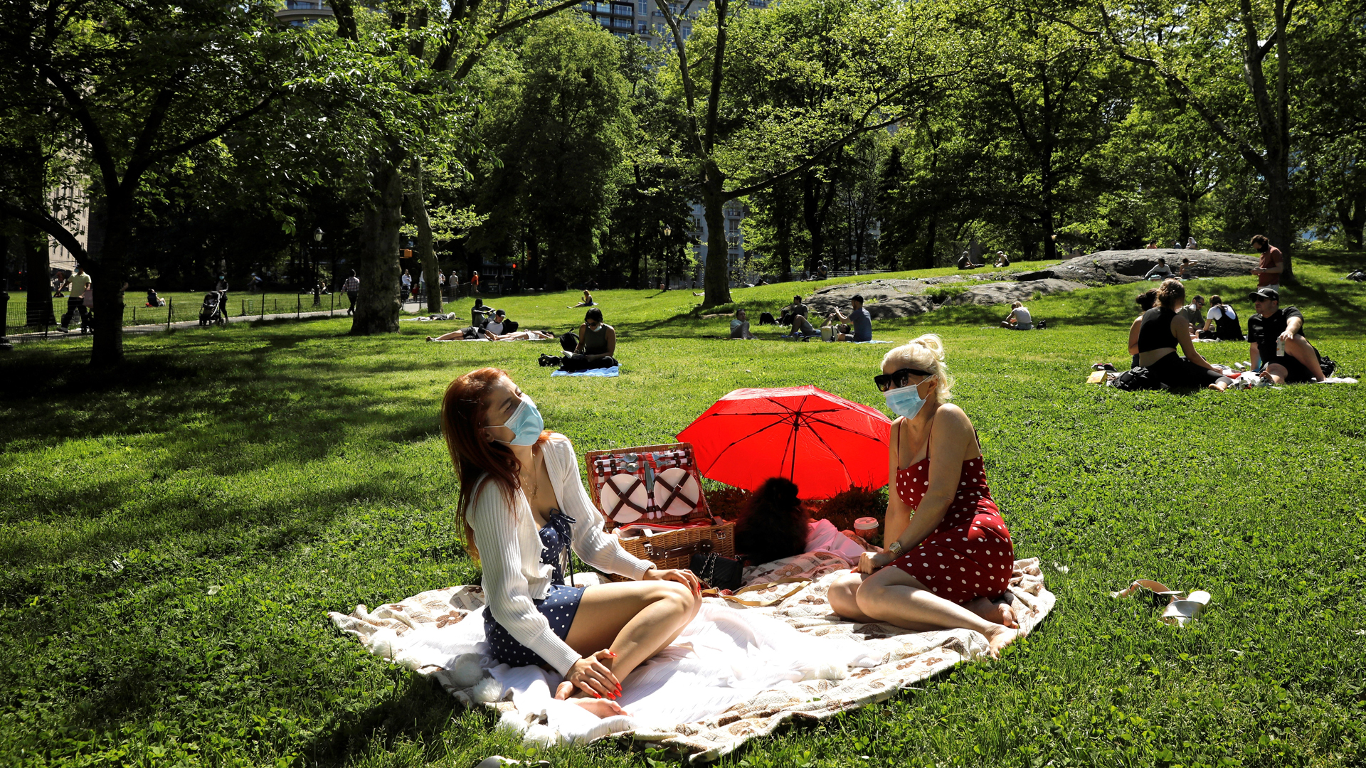 Ciudad de Nueva York prevé iniciar reapertura en junio