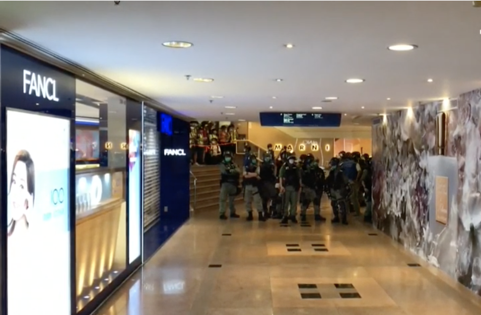 Nuevas protestas en Hong Kong se saldan con 18 hospitalizados y 250 detenidos