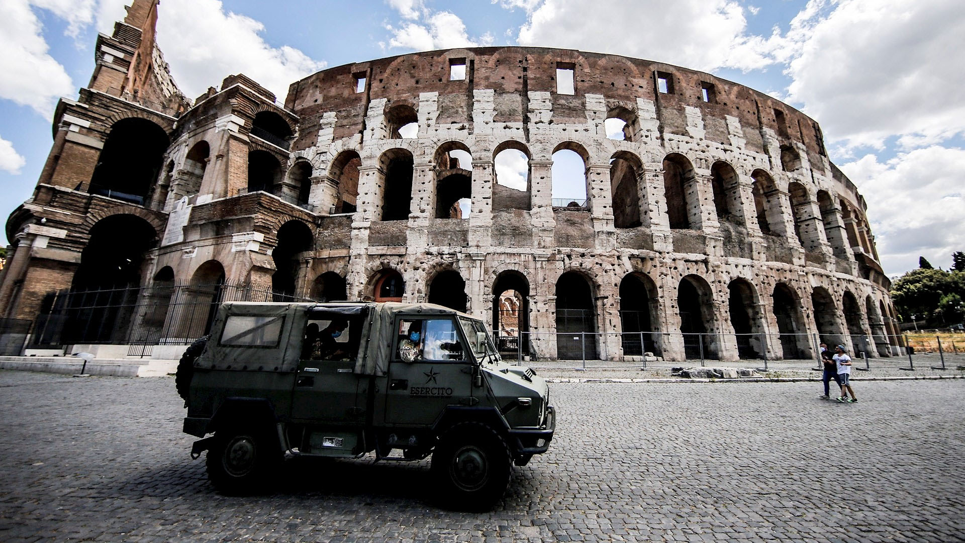 Repuntan casos y muertes por COVID-19 en Italia; suman 33 mil 72 defunciones