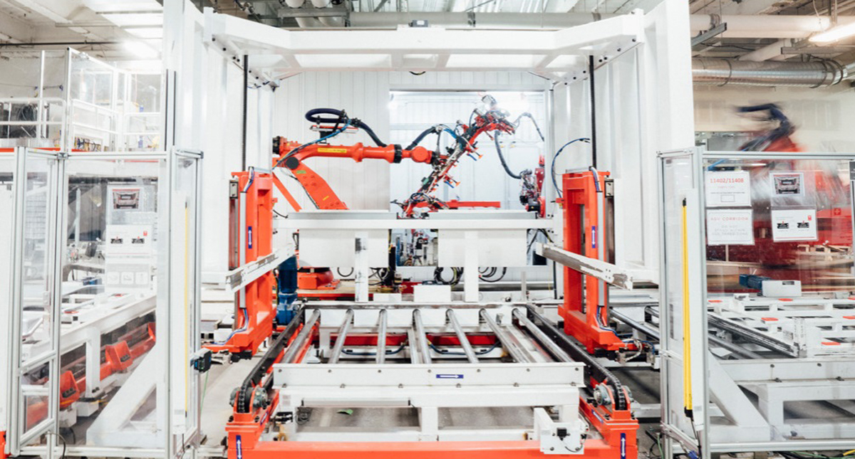 Tesla reanuda producción de autos en Estados Unidos - linea-de-produccion-de-tesla-en-eeuu