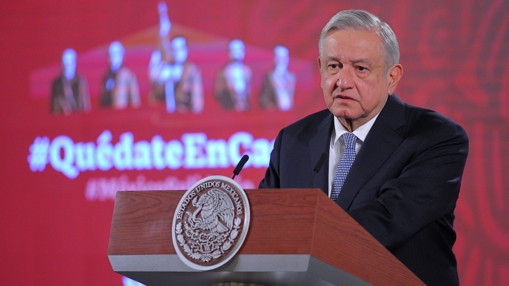 AMLO retiró su nombre en cartas de créditos del IMSS AMLO retiró su nombre en cartas de créditos del IMSS