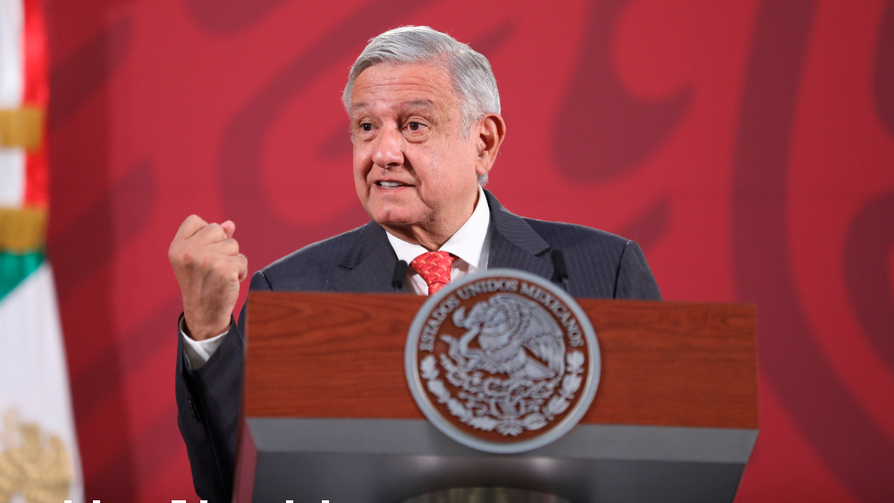 TEPJF confirma medidas cautelares por promoción personalizada de AMLO en cartas del IMSS