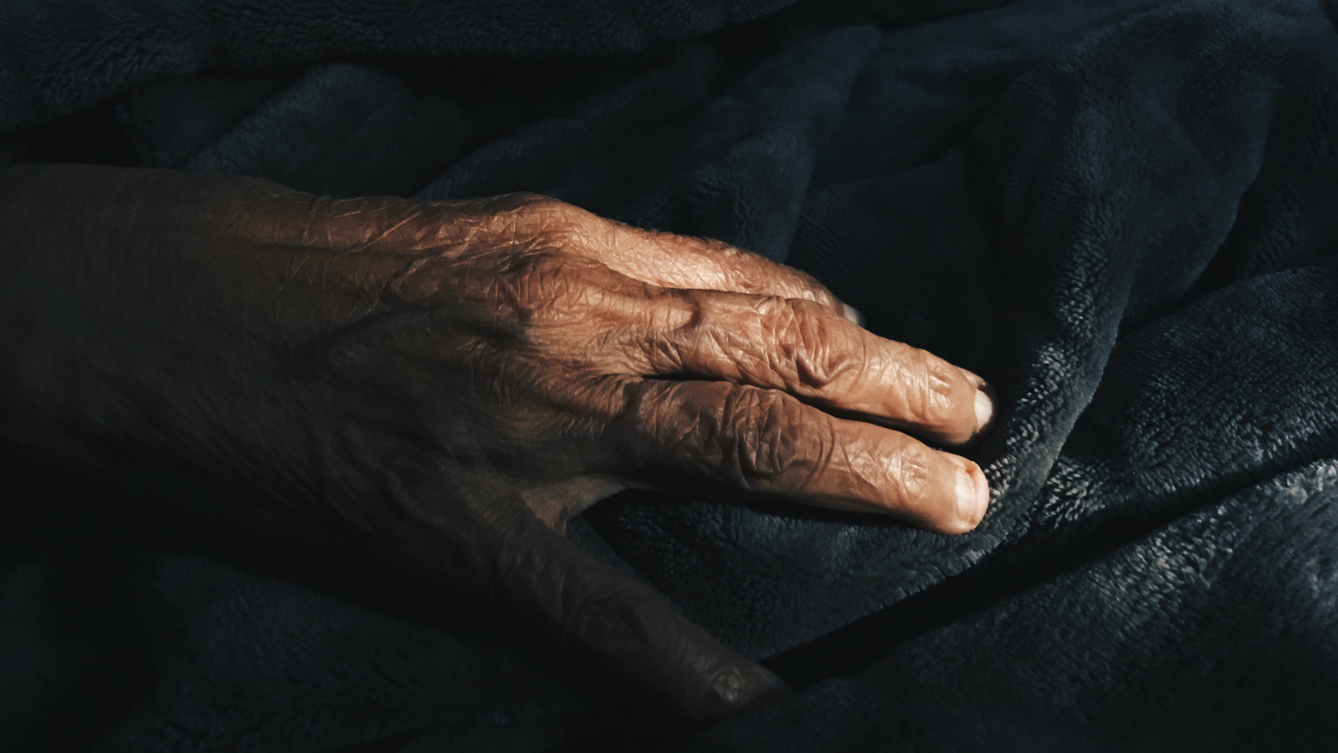 Detectan brotes de COVID-19 en asilo de Nuevo León