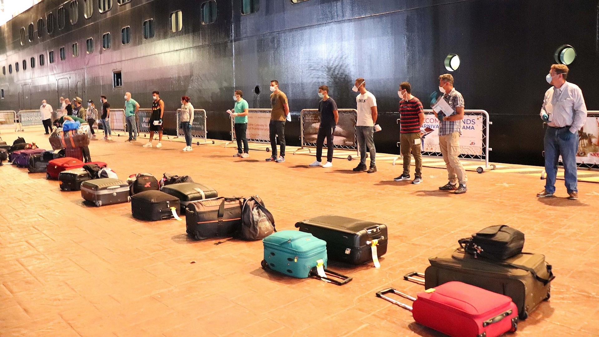 Más de 2 mil 800 mexicanos persisten varados en el exterior, informa SRE