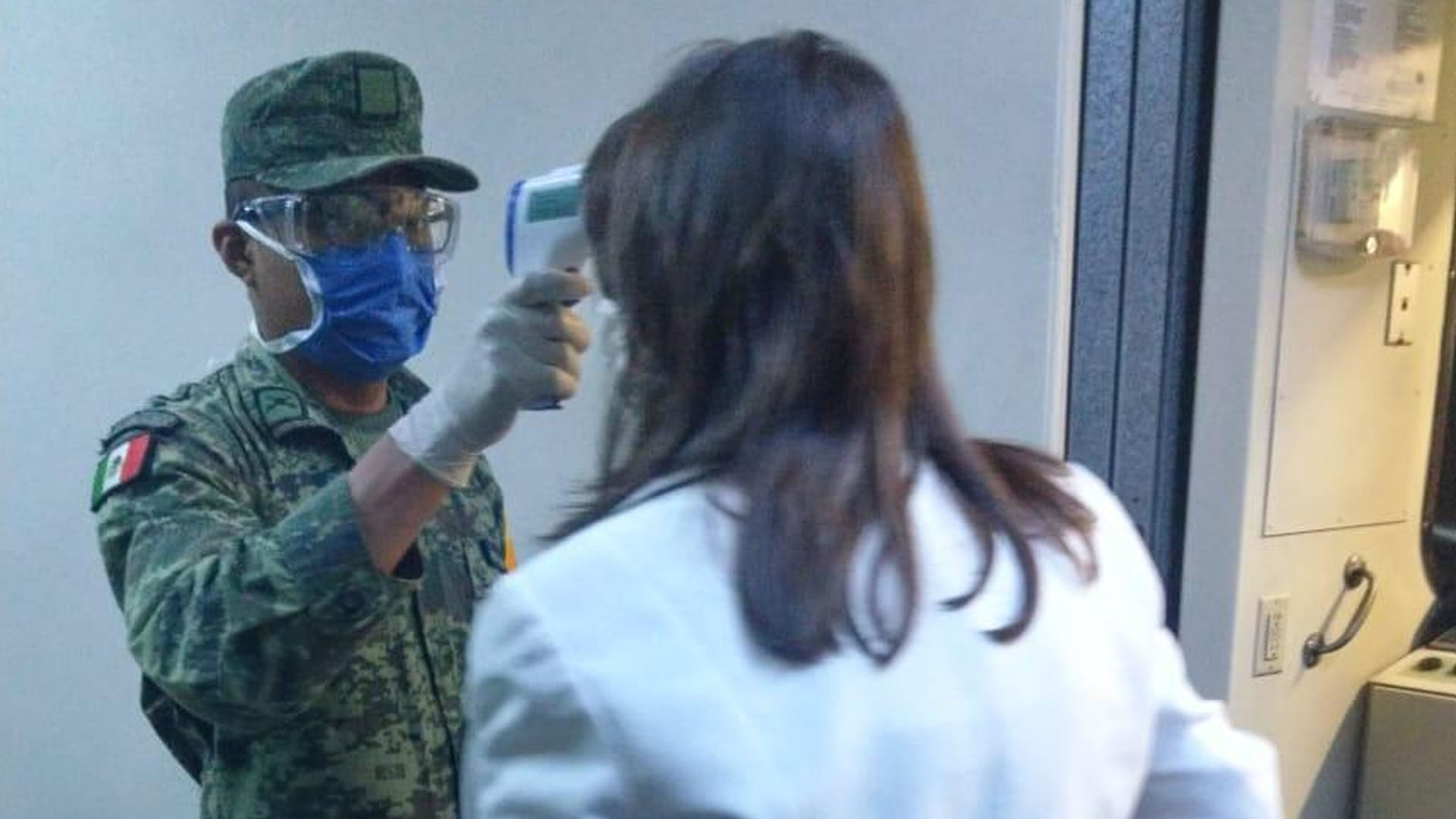 Suman 11 mil 342 connacionales retornados a México por crisis de COVID-19