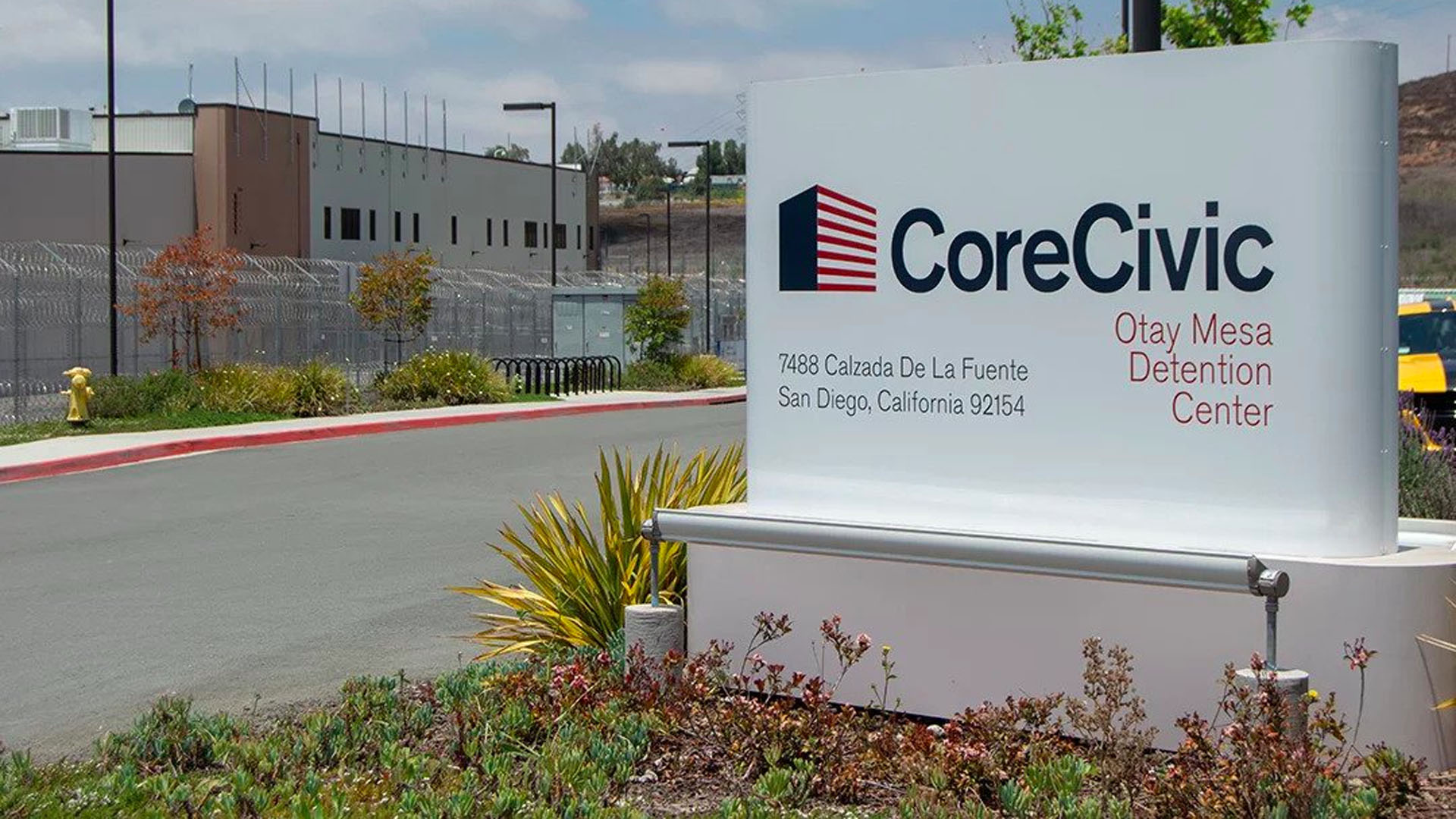 Confirman primera muerte por COVID-19 de migrante bajo custodia de ICE