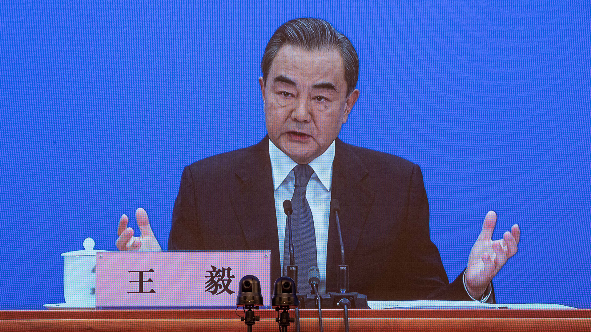China advierte estar "al borde de una guerra fría" con Estados Unidos - ministro-de-exteriores-de-china-wang-yi