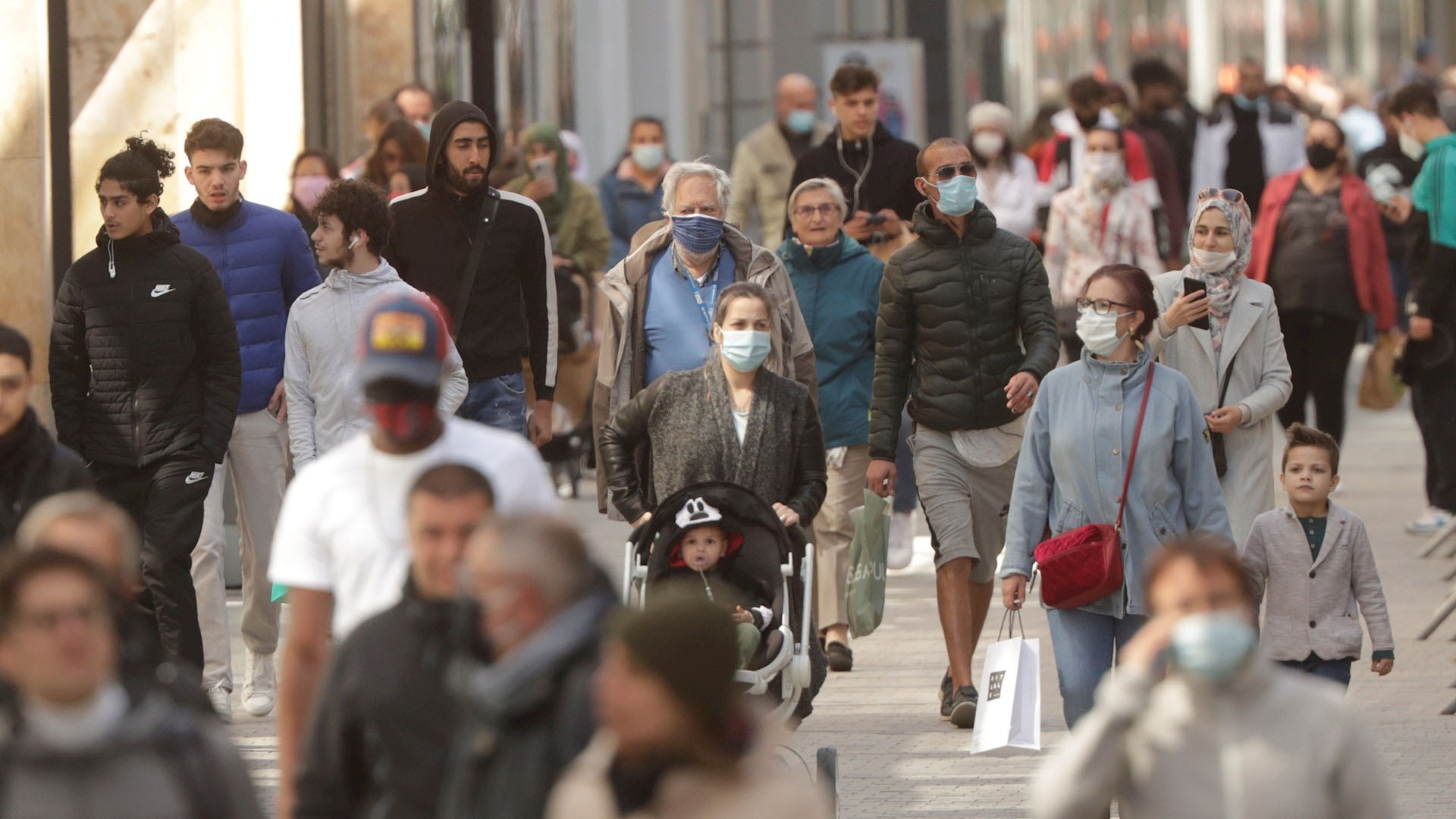 Suman 282 mil 694 muertos por COVID-19 en el mundo
