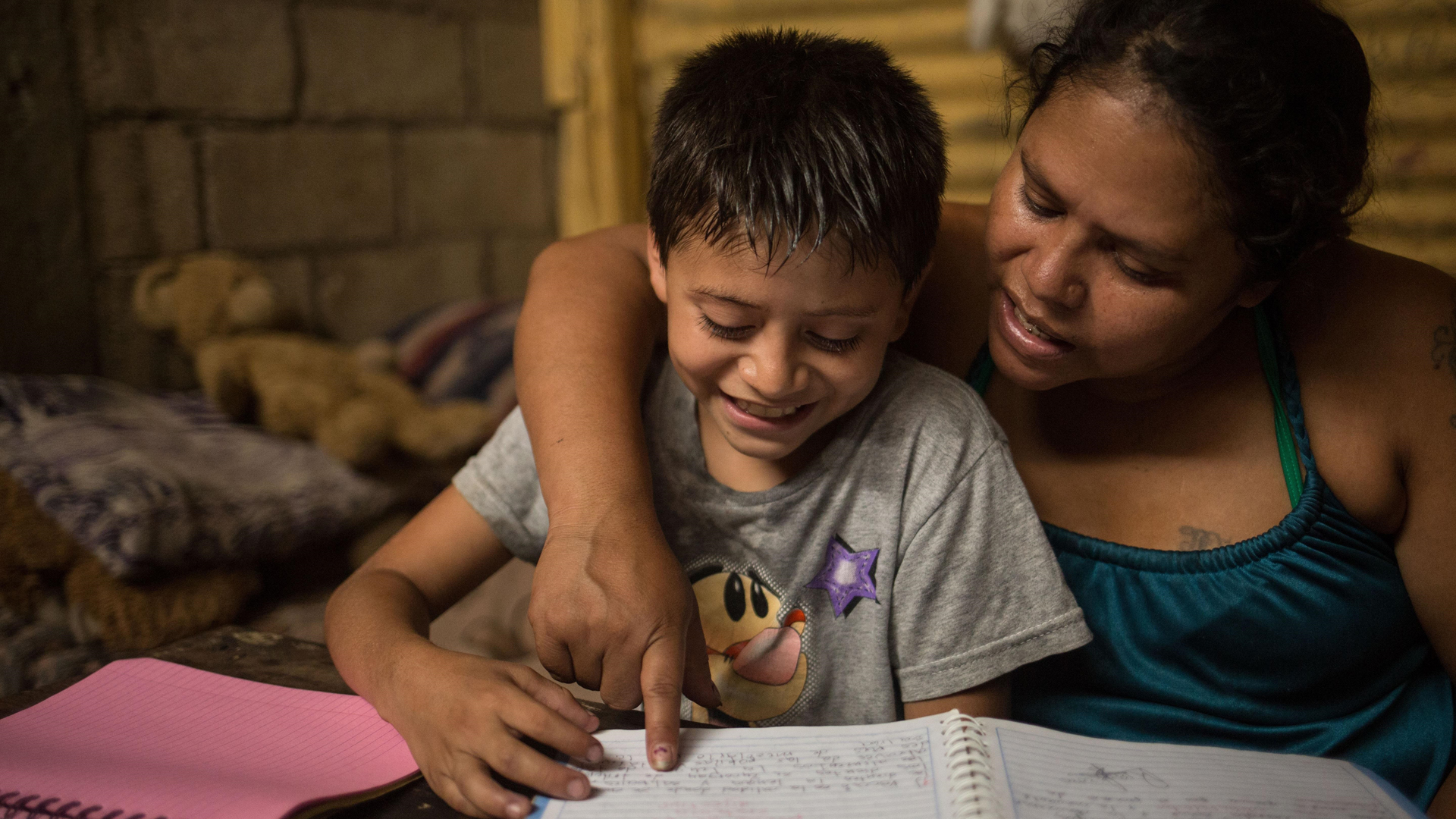 Bachelet llama a ‘repensar’ el rol del Estado en la economía del bienestar