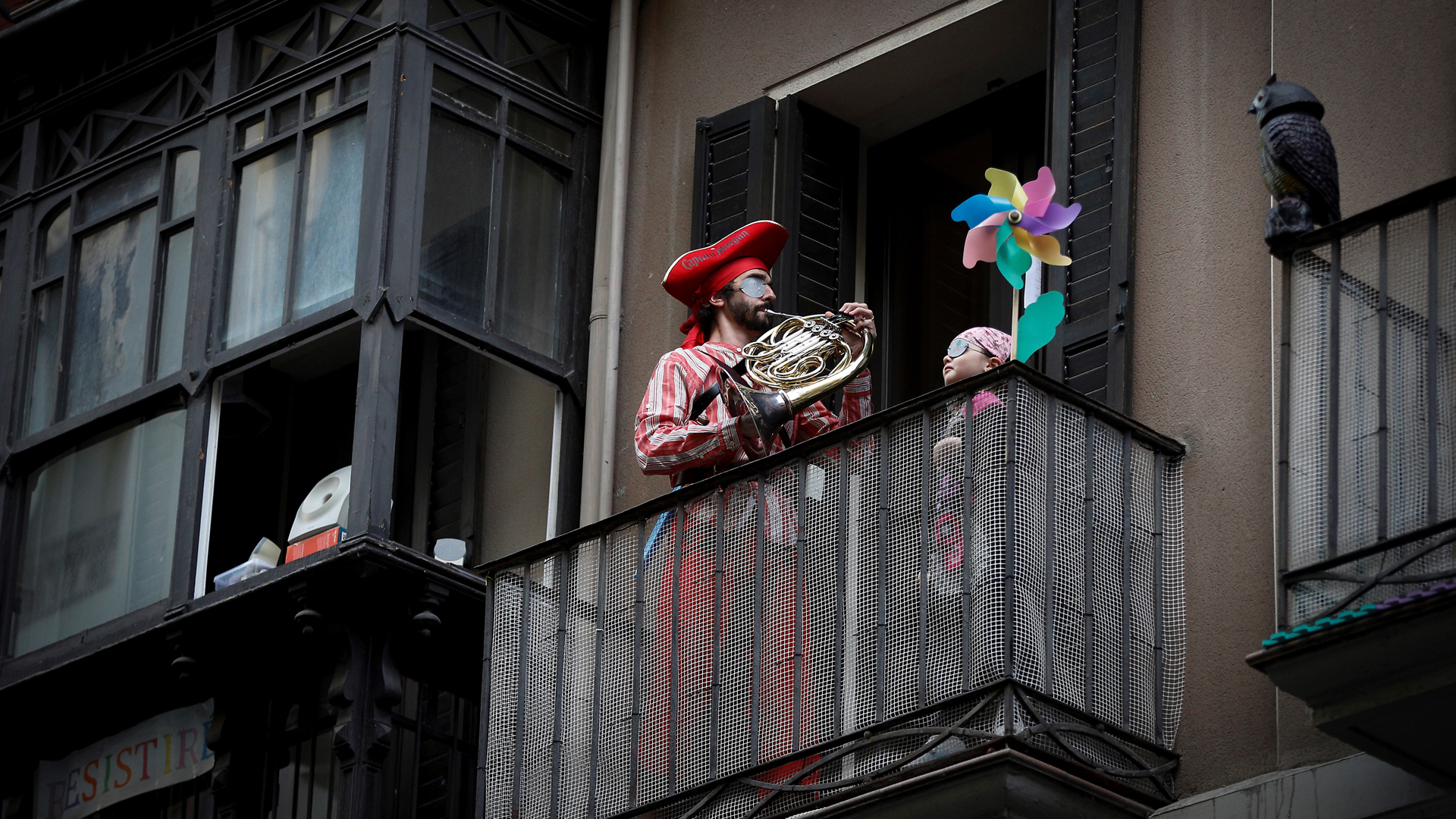 España registra mínimo de muertes por COVID-19 desde el 18 de marzo