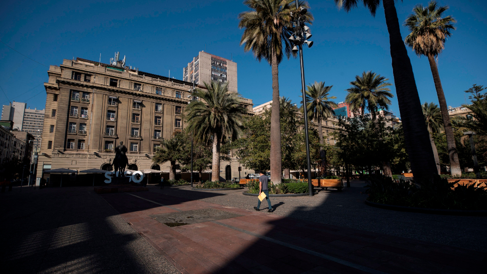 Casos de COVID-19 en Chile se acercan a los 62 mil