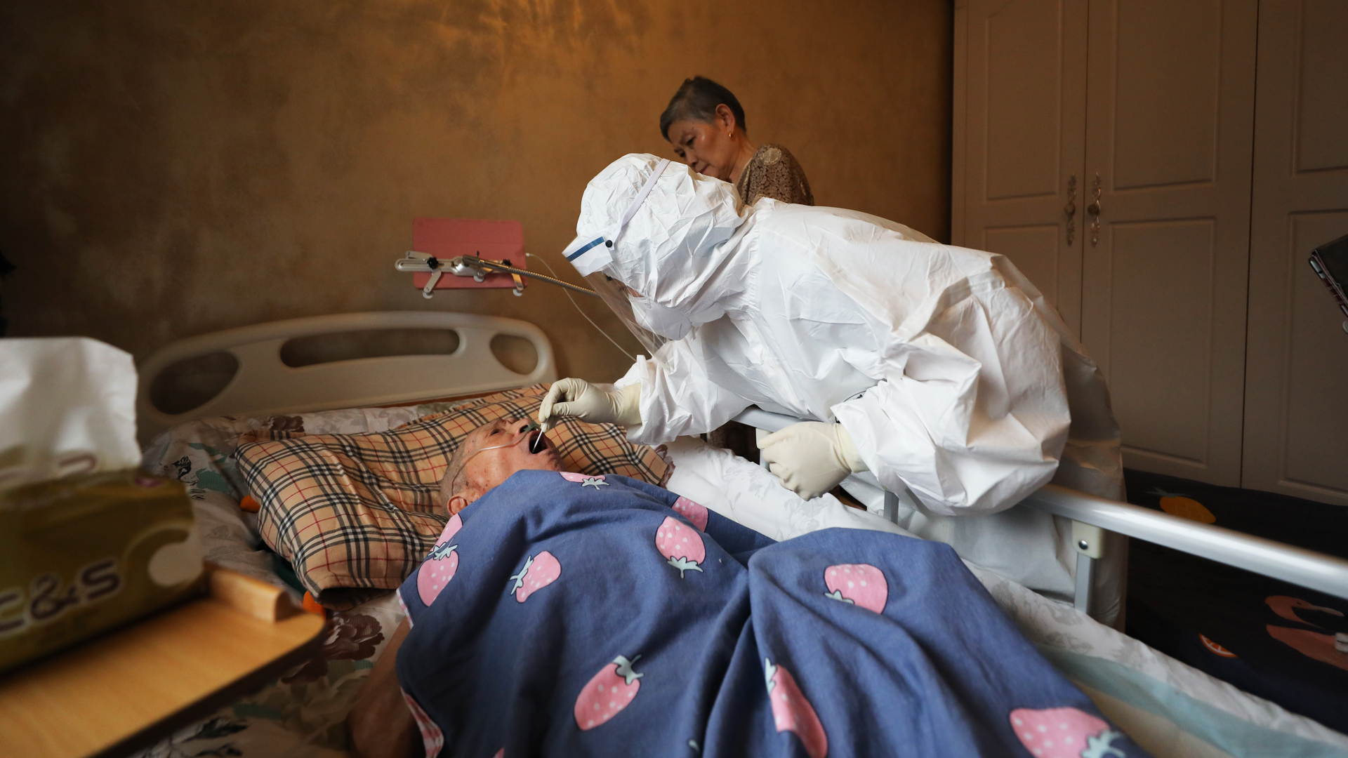 Quedan menos de 100 infectados de COVID-19 en China