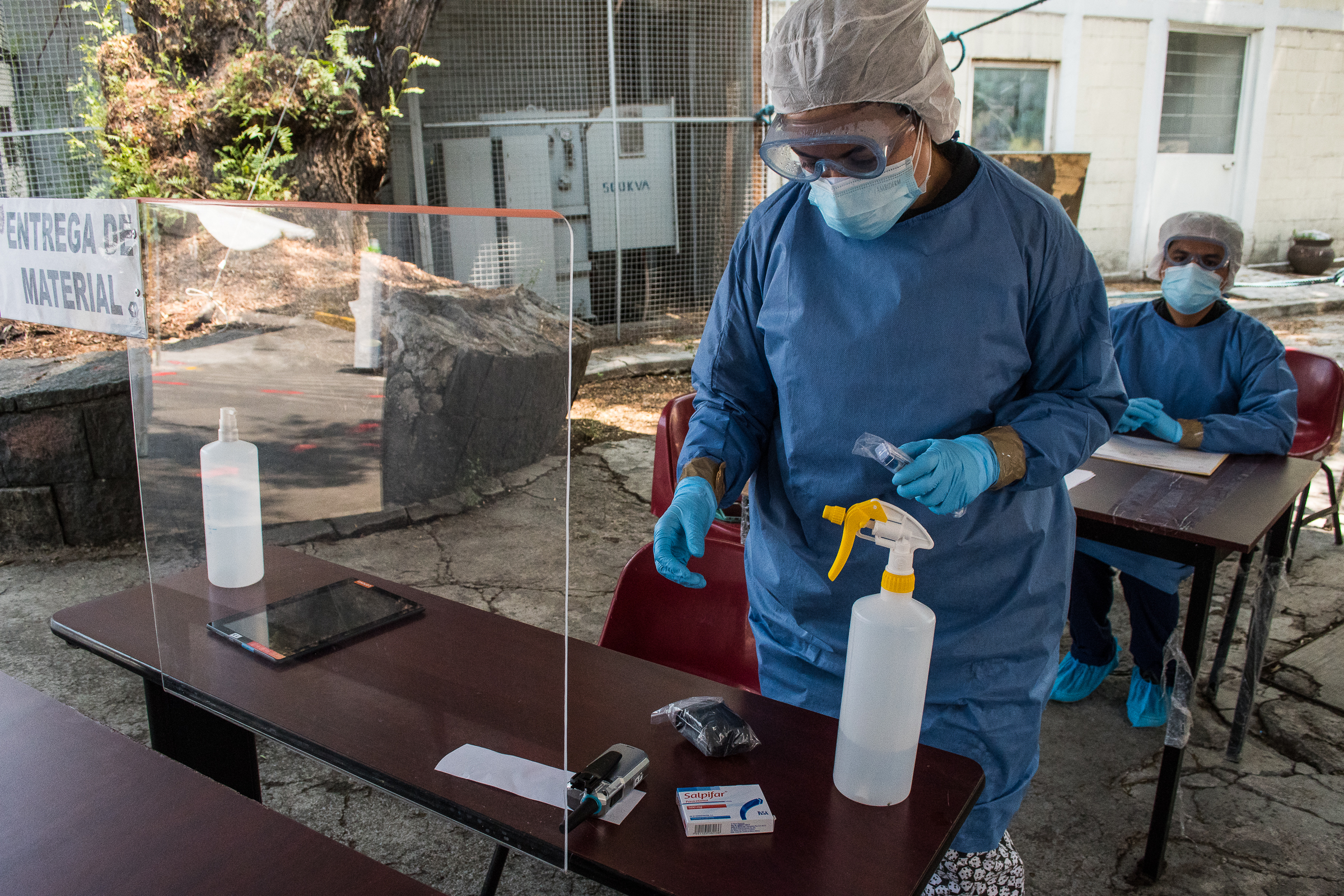 Llegarán en próximo vuelo procedente de Shanghái 300 mil pruebas para COVID-19, confirma Ebrard