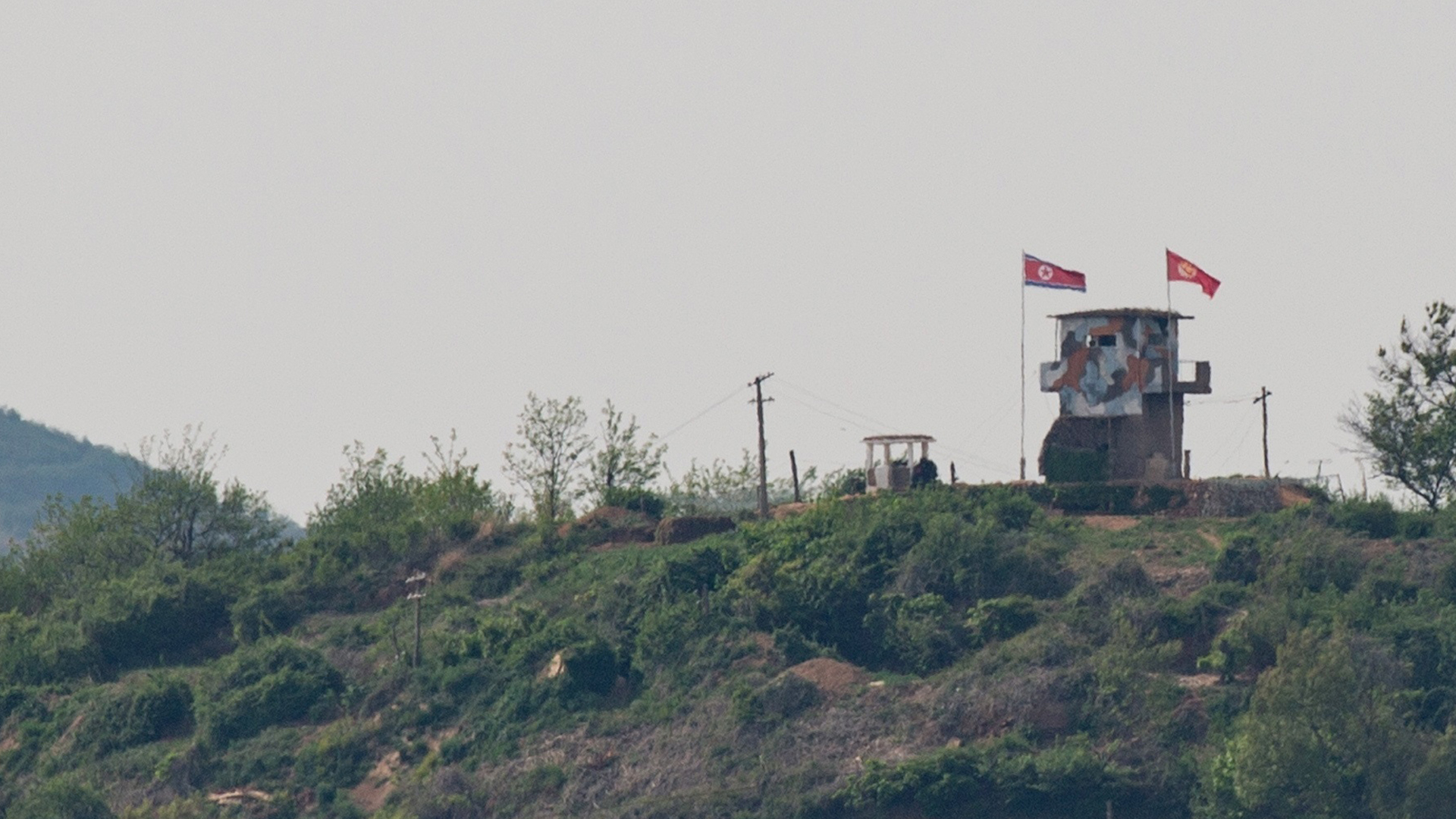 Pionyang rechaza diálogo con Seúl y dice que reenviará tropas a la frontera