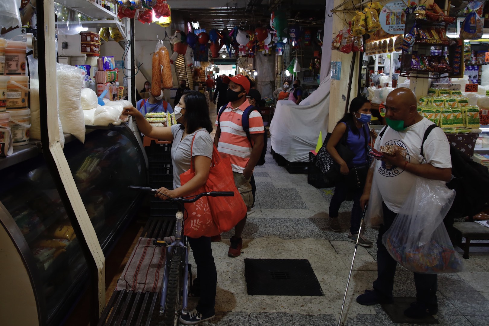 Precios al consumidor en México suben al 3.33 % interanual en noviembre