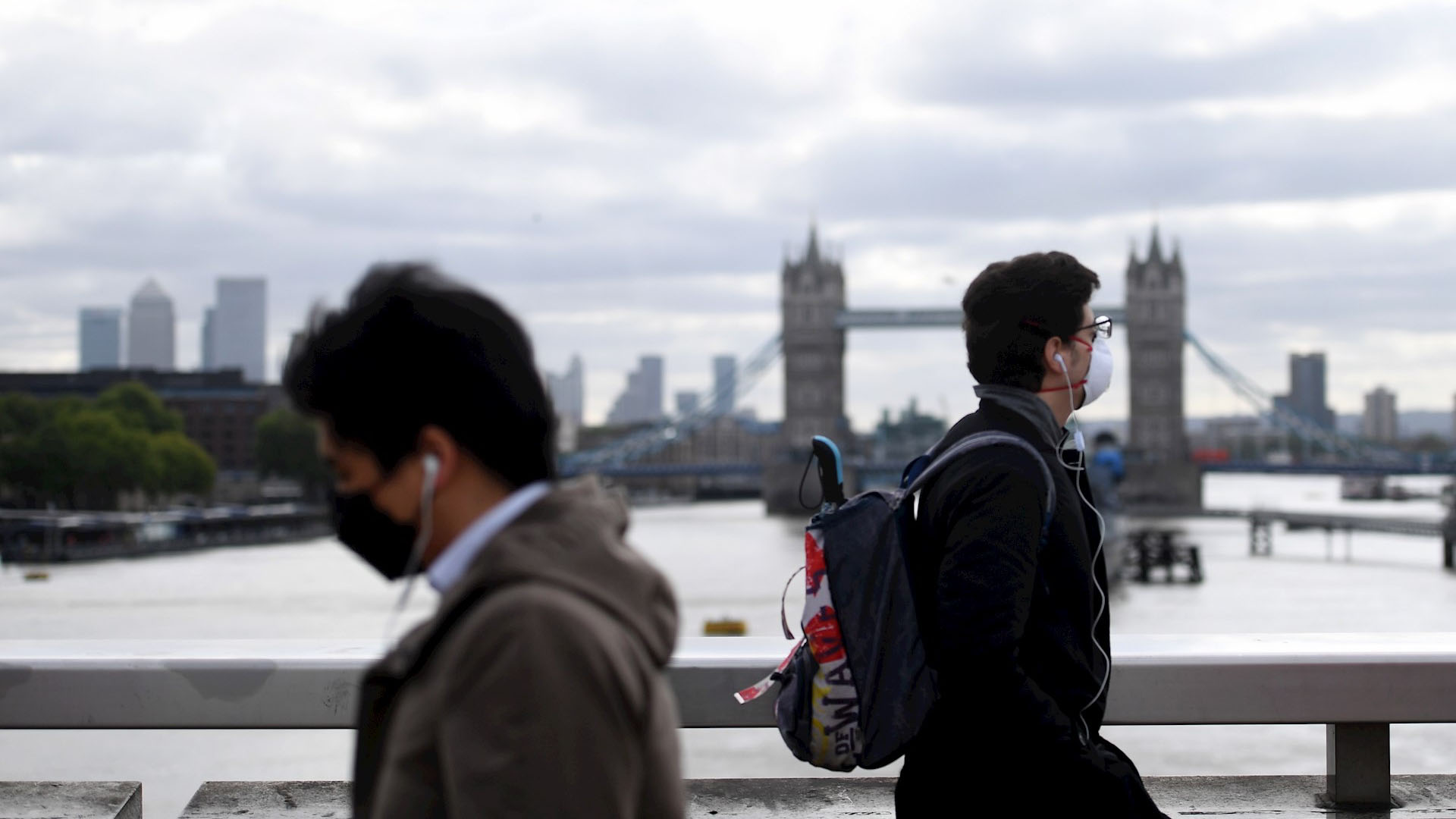 Johnson pospone al 15 de agosto parte de la desescalada por repunte del COVID-19