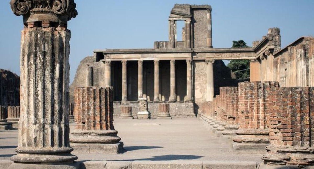 Descubren perfumería romana en ruinas de Pompeya