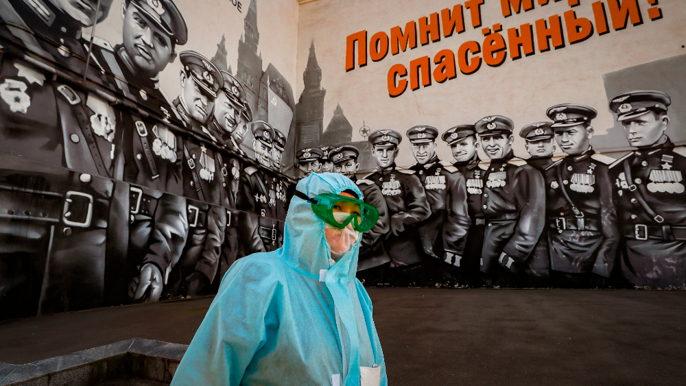 Casos globales de COVID-19 ascienden a 3.26 millones, sin indicios de ralentización