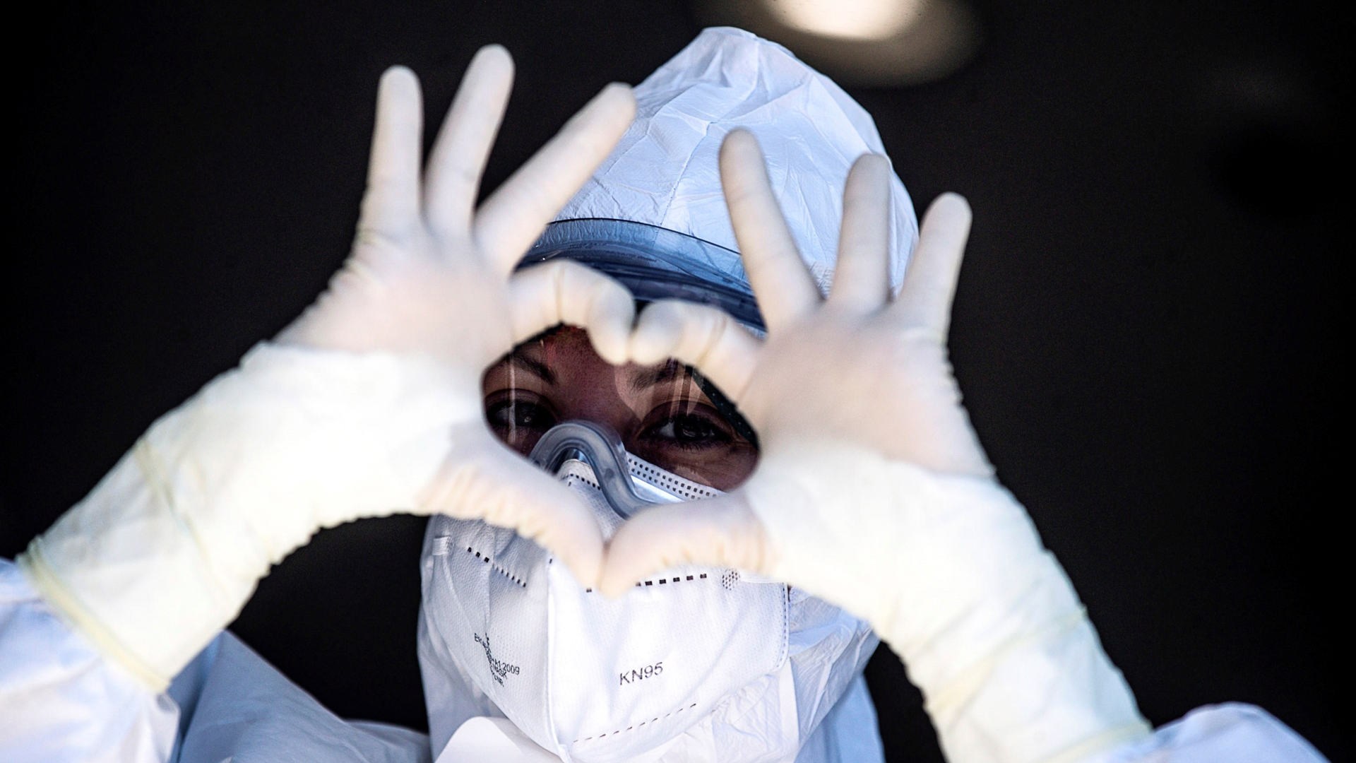 Italia registra la cifra más baja de muertes diarias por COVID-19 en una semana