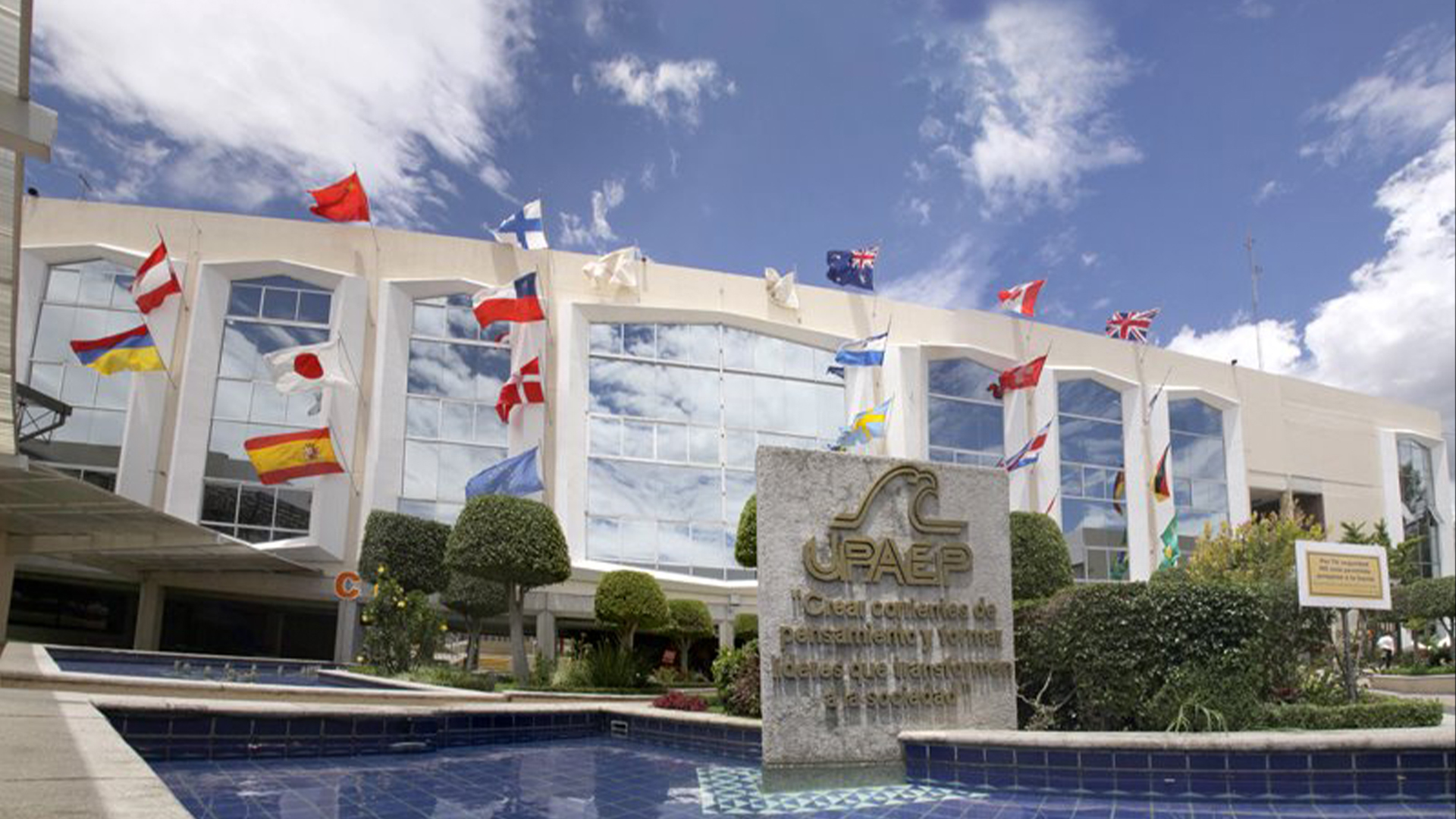 Ley de Educación en Puebla se hizo a espaldas de ciudadanía y en forma antidemocrática: rector de la UPAEP