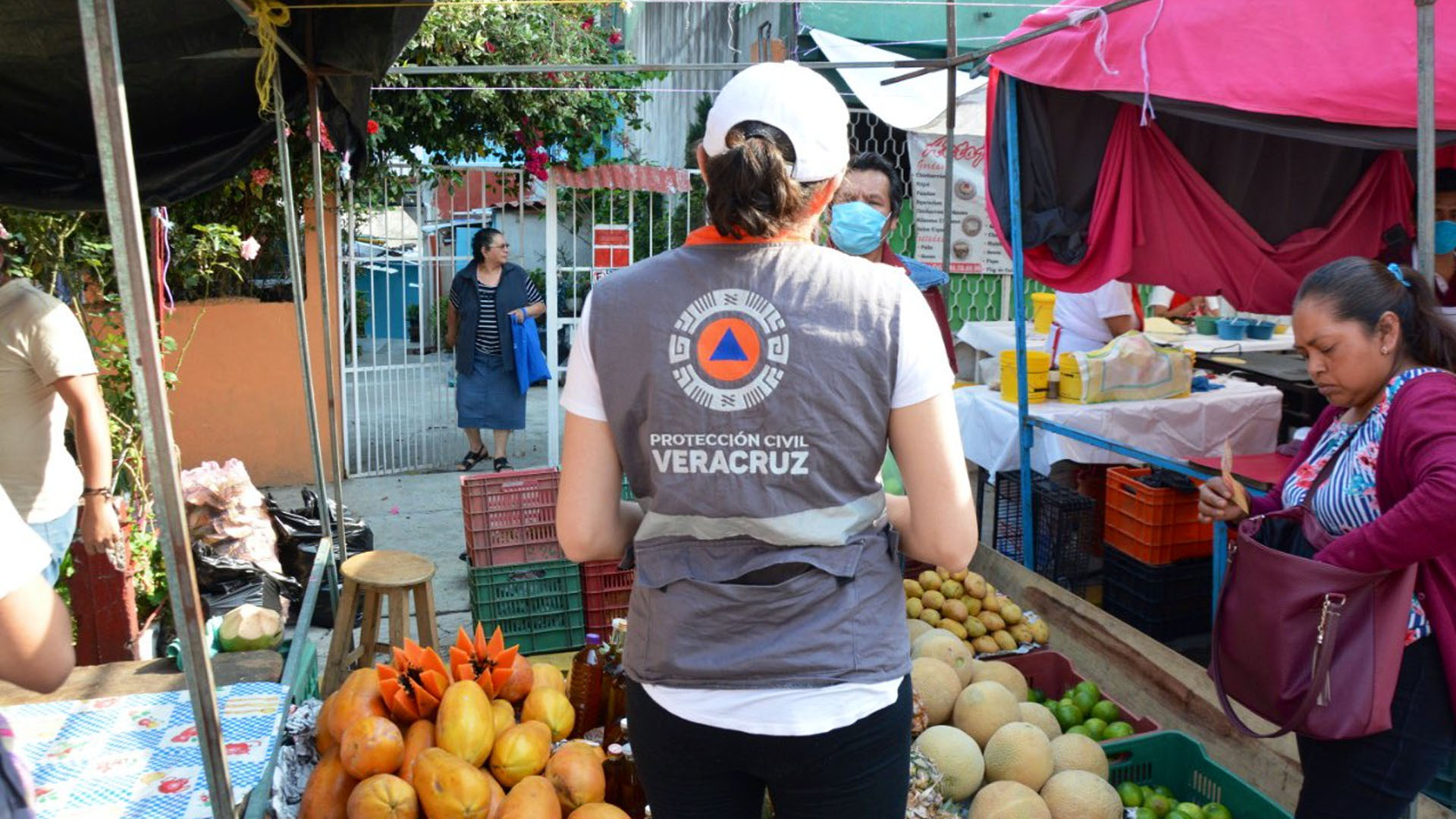 Van 65 muertos y 704 casos de COVID-19 en Veracruz