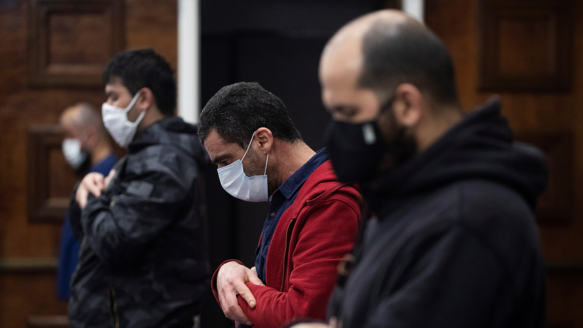 Estados Unidos supera las 77 mil muertes por COVID-19