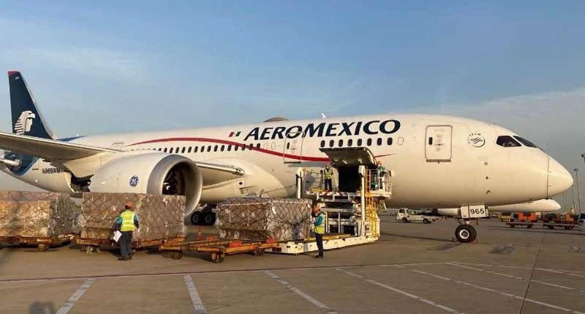 Décimo vuelo de Aeroméxico procedente de China llega esta noche a México con 48 ventiladores