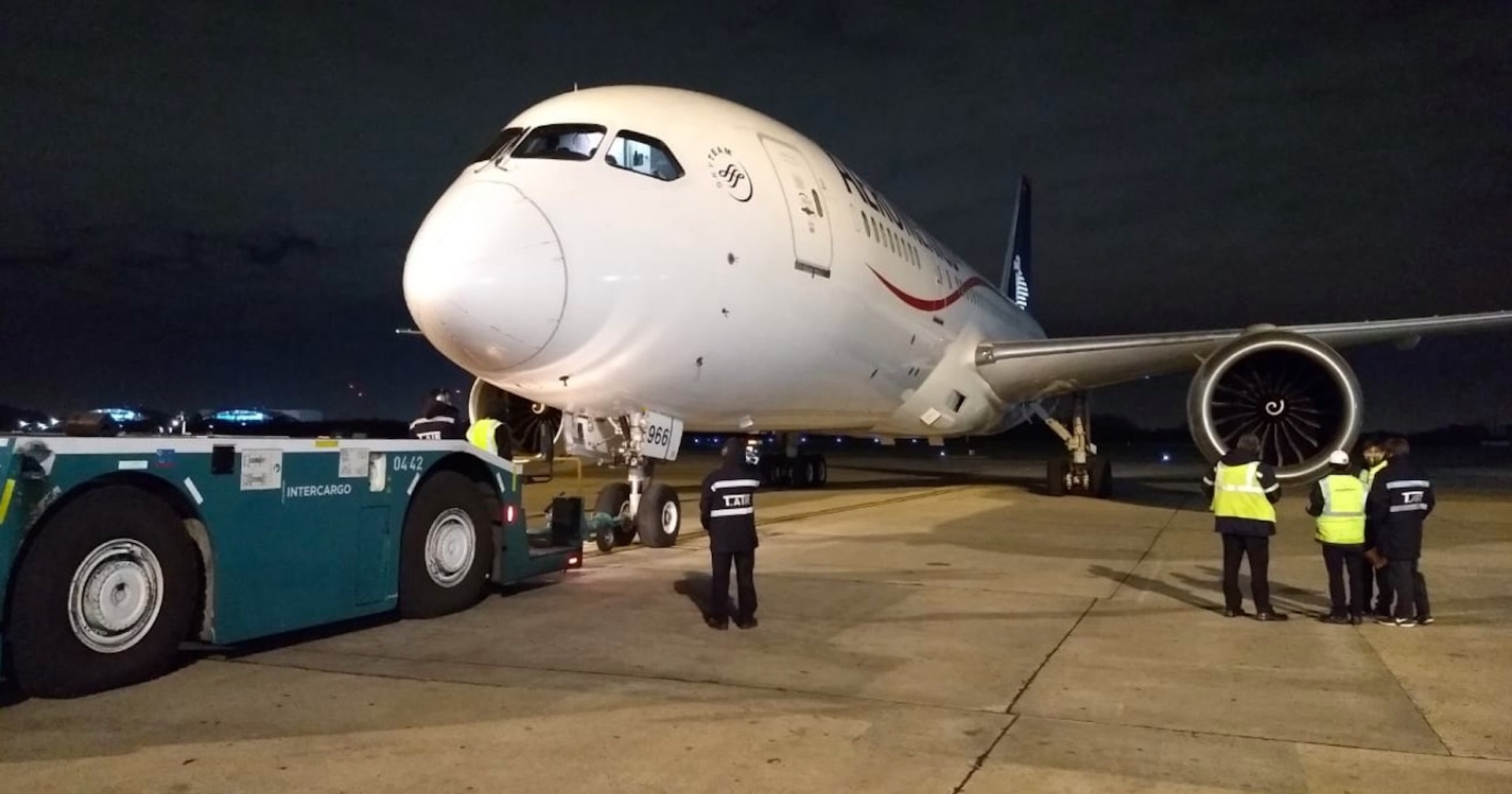 Vuelo de Aeroméxico con medicamentos oncológicos sale de Argentina con destino a la Ciudad de México