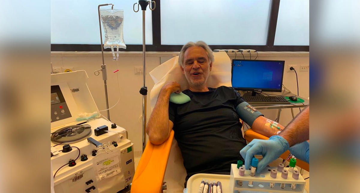 Andrea Bocelli dona su plasma para la investigación, tras padecer coronavirus Andrea Bocelli dona su plasma para la investigación, tras padecer coronavirus