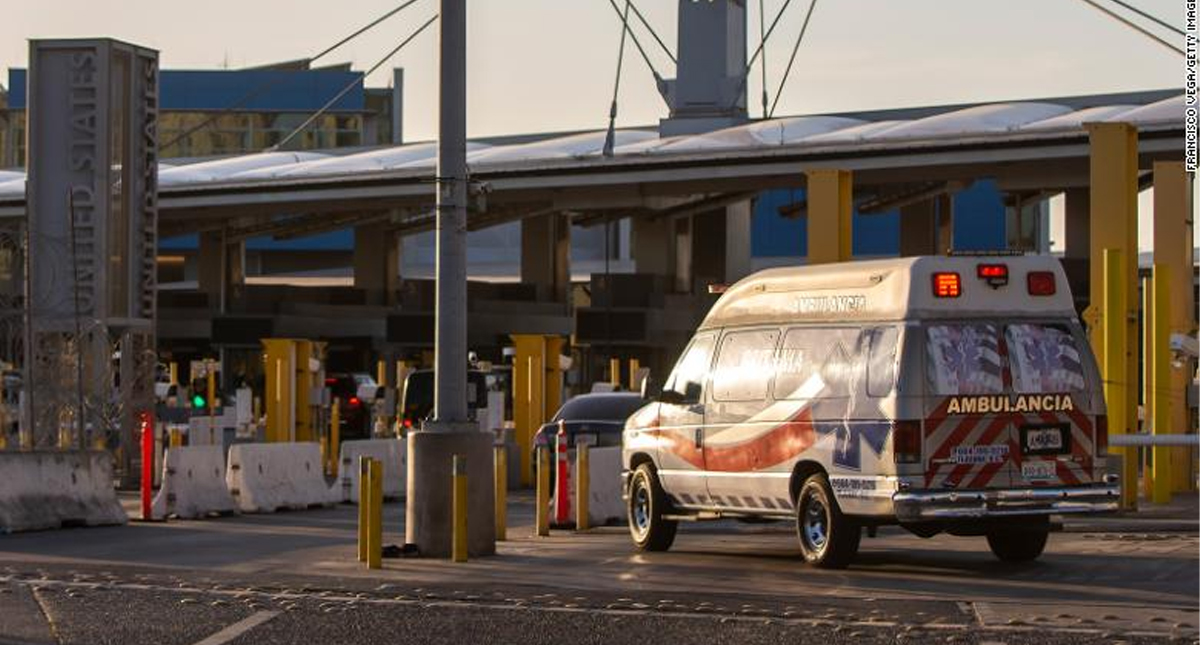 Pacientes con síntomas de COVID-19 cruzan a EE.UU. para recibir atención médica