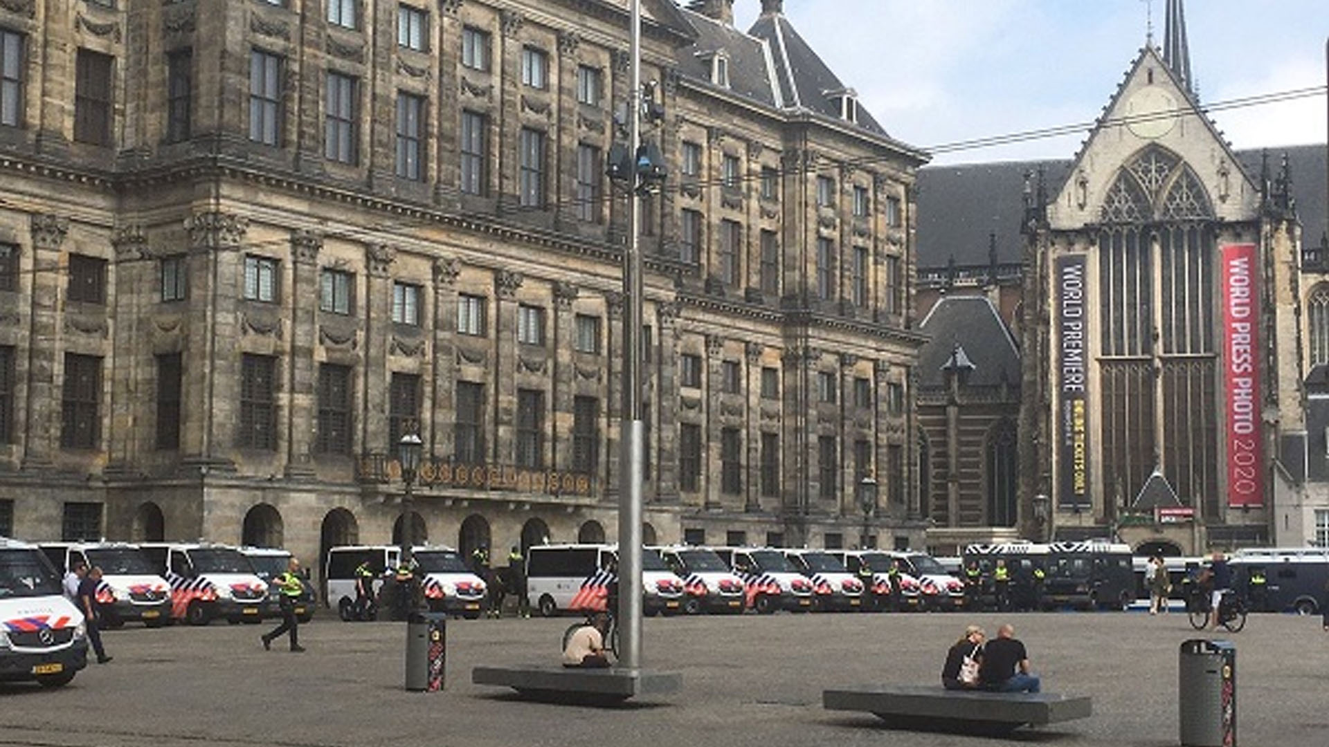 Ámsterdam celebra día del Orgullo Gay sin su evento estrella