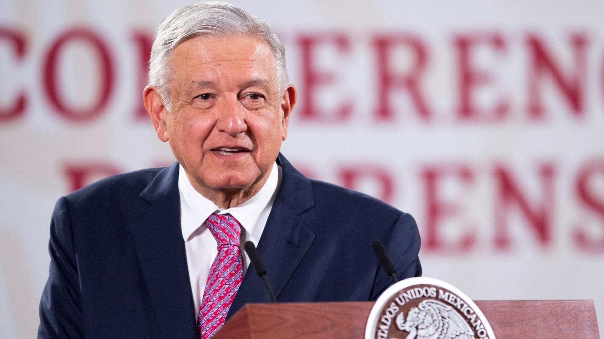 López Obrador rechaza ser un “vendepatrias” por visitar a Donald Trump