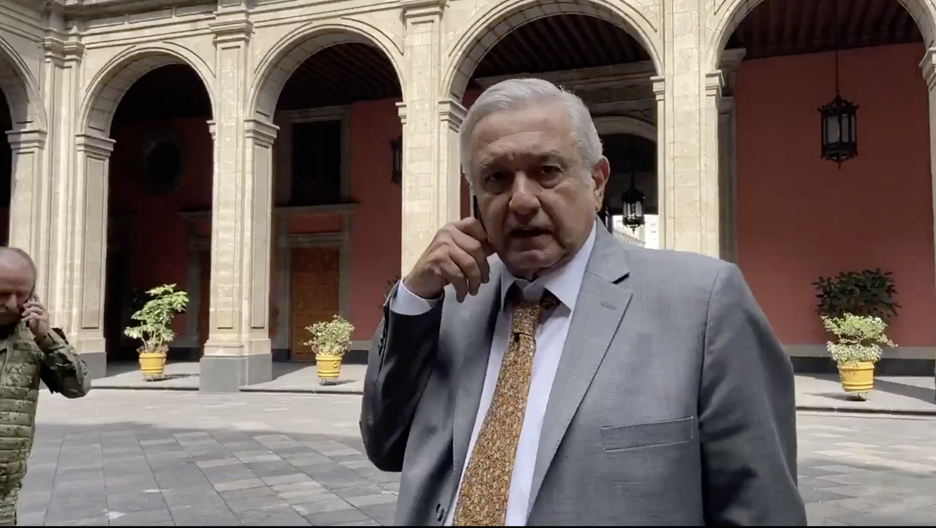 Pide López Obrador activar protocolos tras sismo; no se reportan daños de consideración