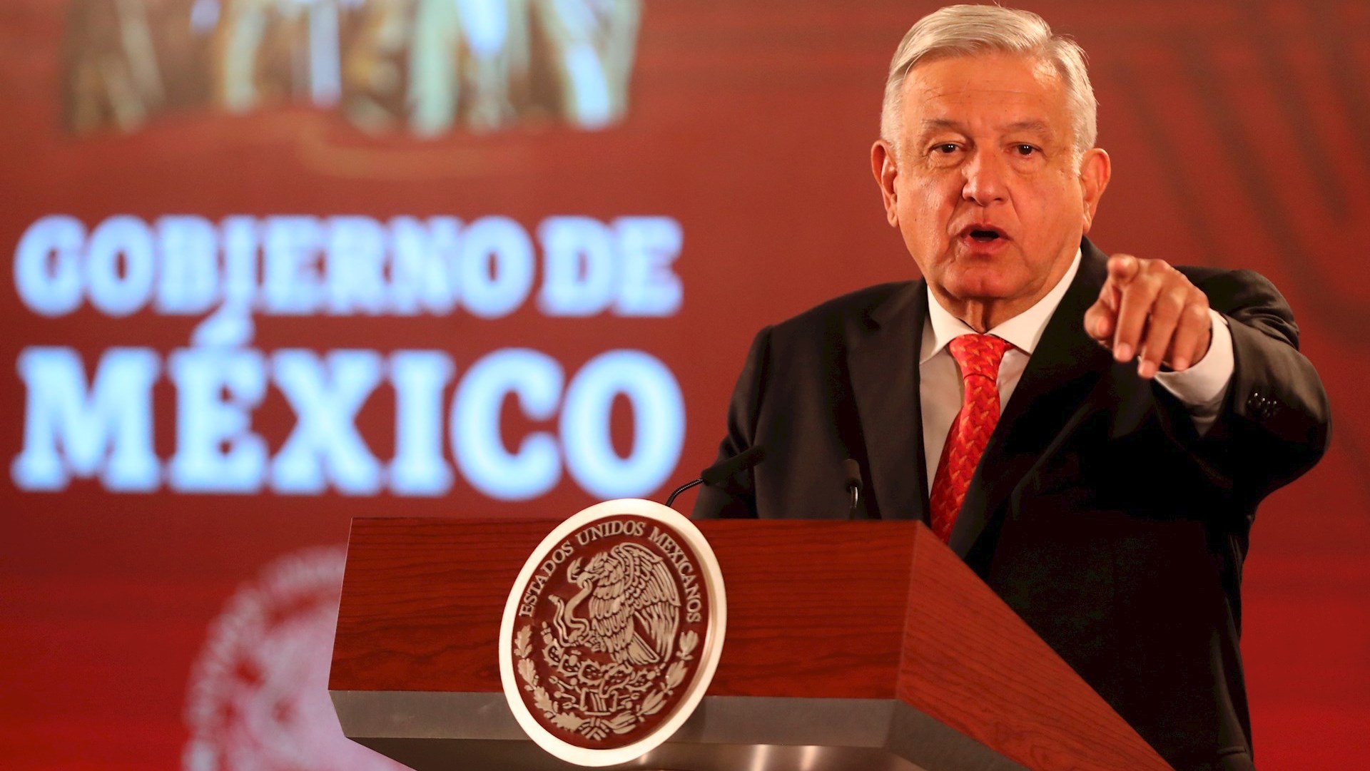 Estima AMLO pérdida de 345 mil empleos en mayo por COVID-19 Estima AMLO pérdida de 345 mil empleos en mayo por COVID-19