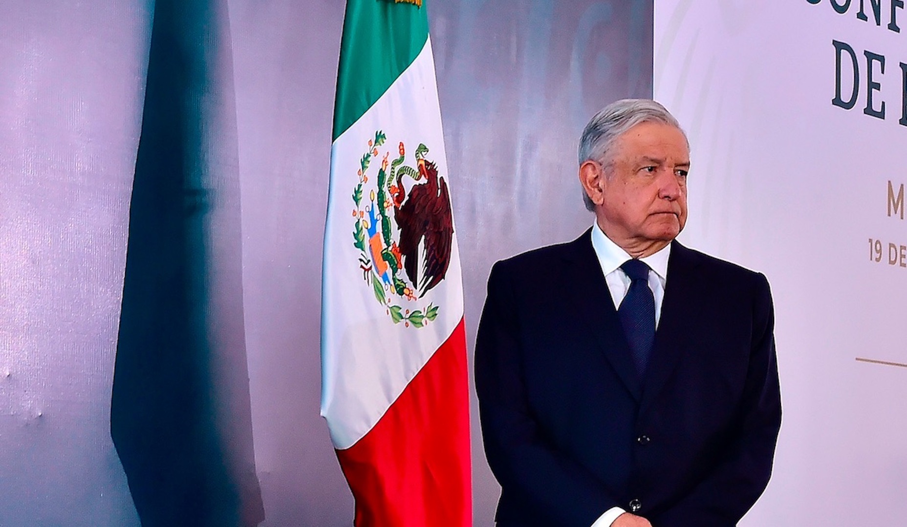 GCE desmiente a AMLO; asegura que no publicó encuestas en 2012