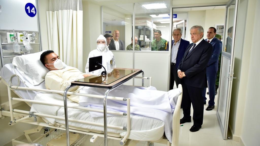 AMLO agradece a militares rehabilitación de hospital en Morelos y participa en “simulacro”
