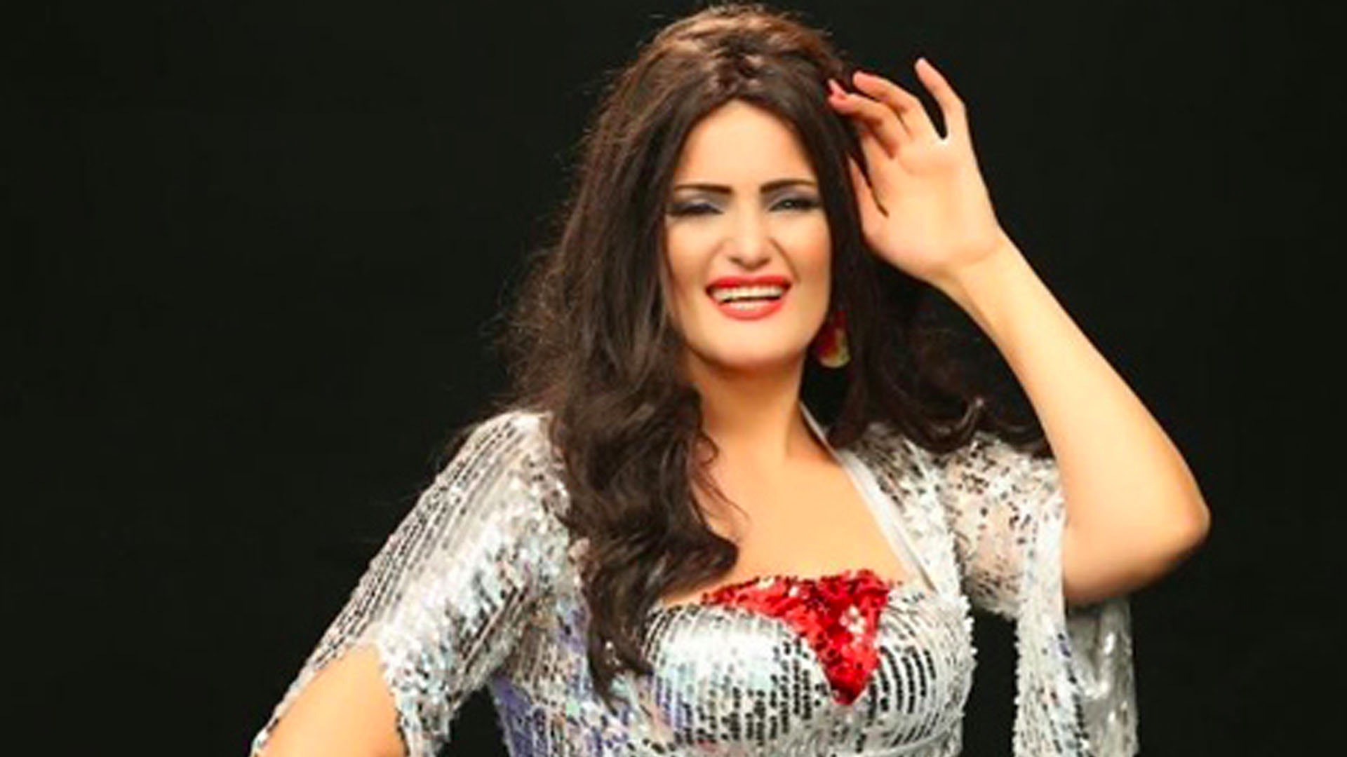 Egipto condena a tres años de cárcel a bailarina por “actos indecentes”