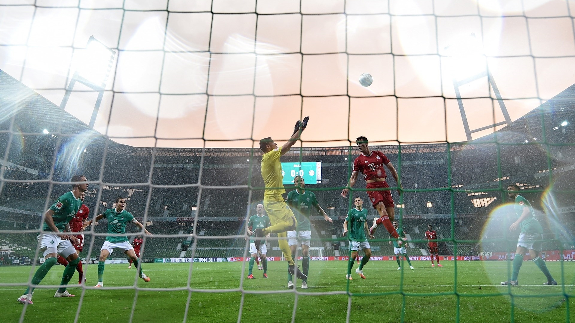 Bayern celebra su octavo título consecutivo de Bundesliga ante gradas vacías - bremen-bayern-munich-bundesliga-2