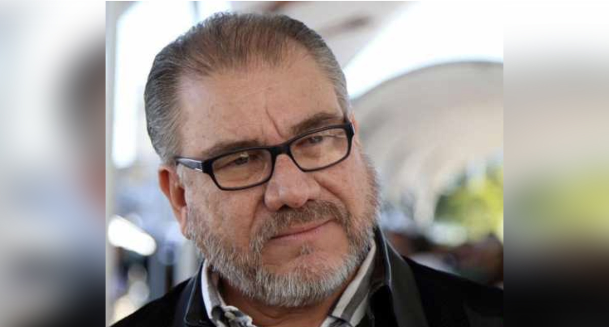 Carlos Mora Álvarez presenta el libro “Los Dones”; reconoce trayectoria de personajes mexicanos Carlos Mora Álvarez presenta el libro “Los Dones”; reconoce trayectoria de personajes mexicanos