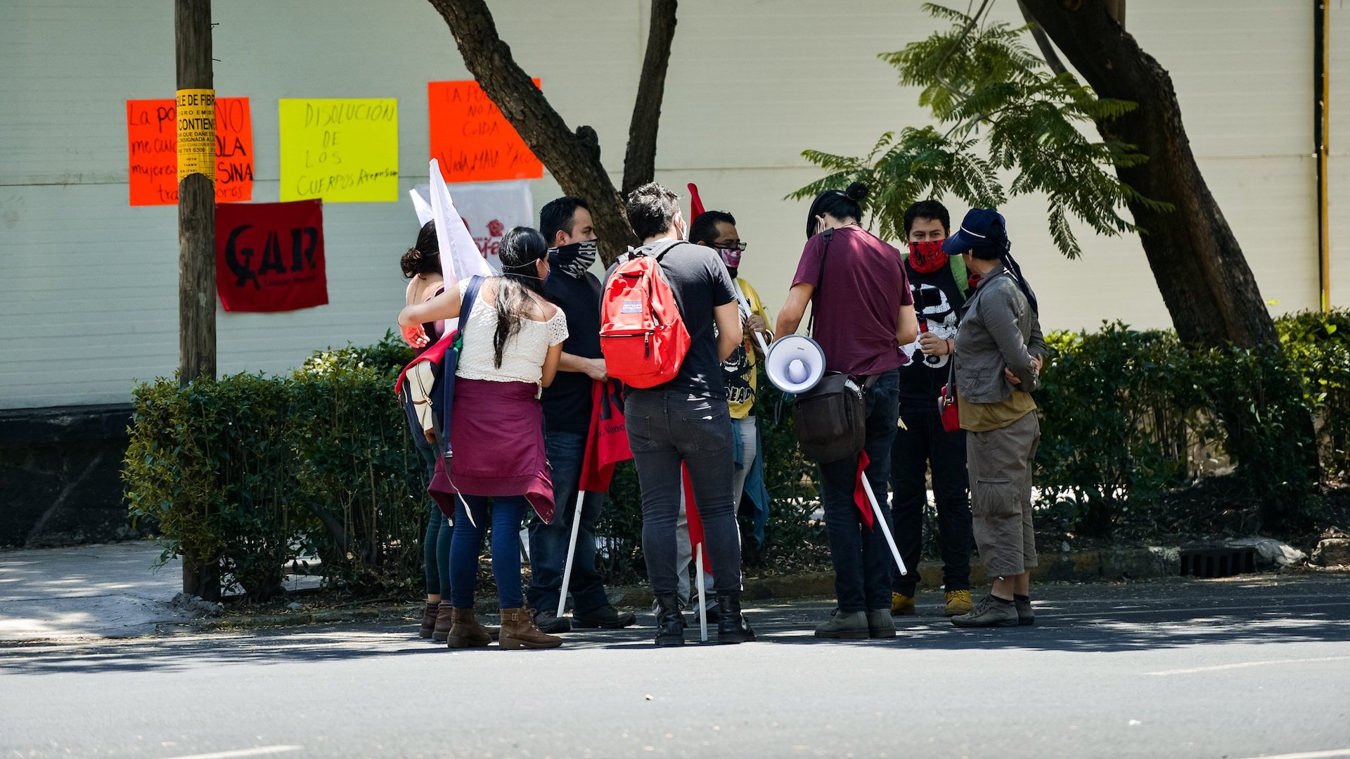 Protestan en Casa Jalisco contra abusos policiales Protestan en Casa Jalisco contra abusos policiales