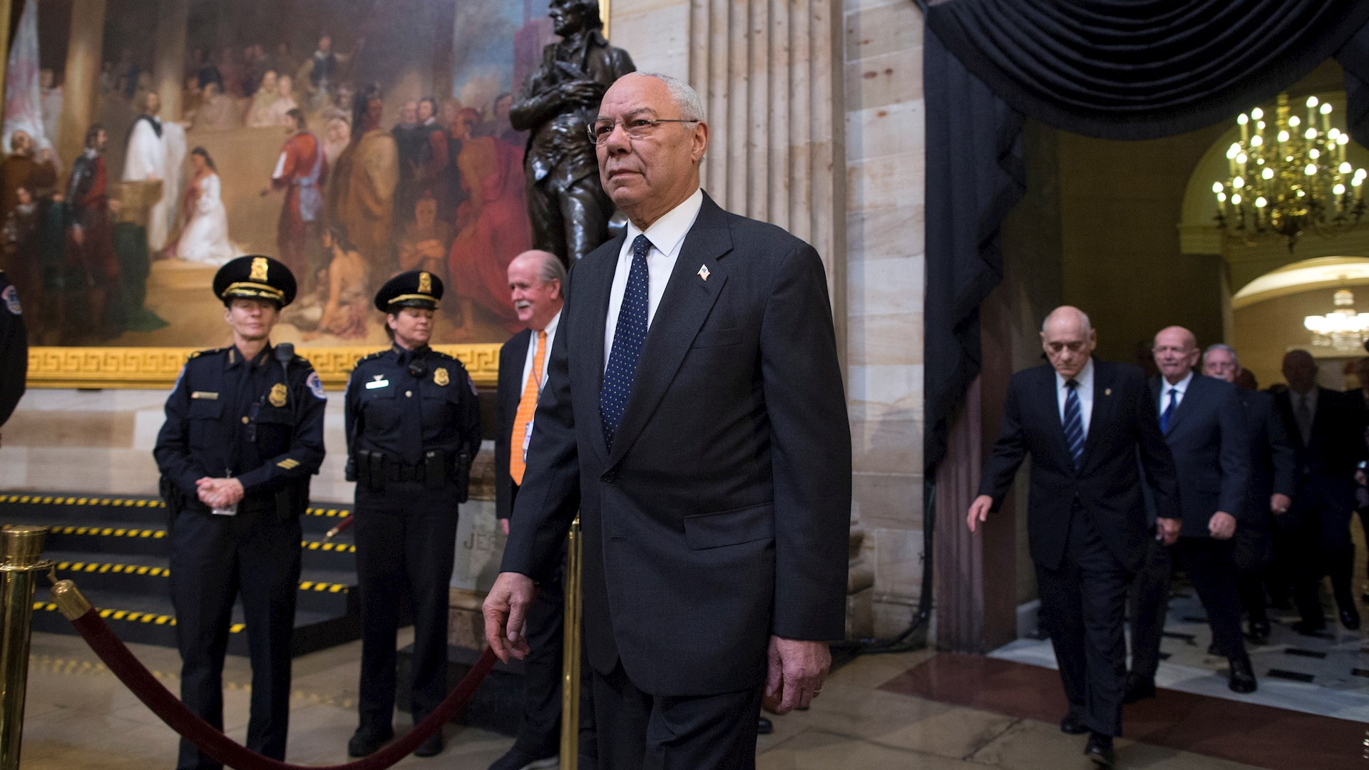 Colin Powell anuncia que votará por Biden y desata críticas de Trump