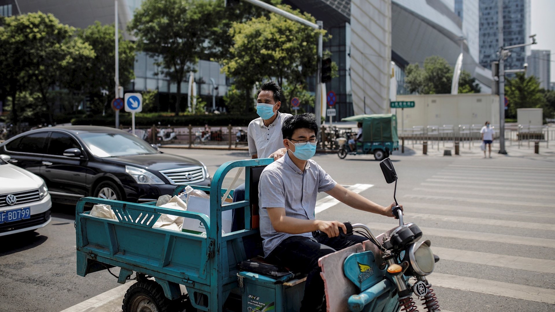 Beijing reduce a 9 la cifra de nuevos casos de COVID-19