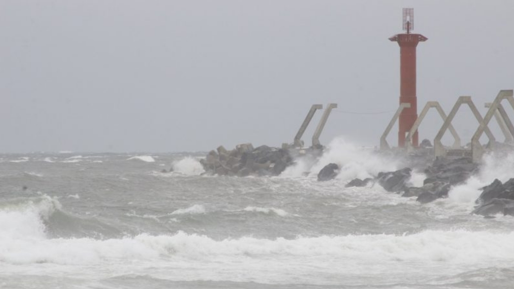 Cristóbal provoca inundaciones y daños en Veracruz