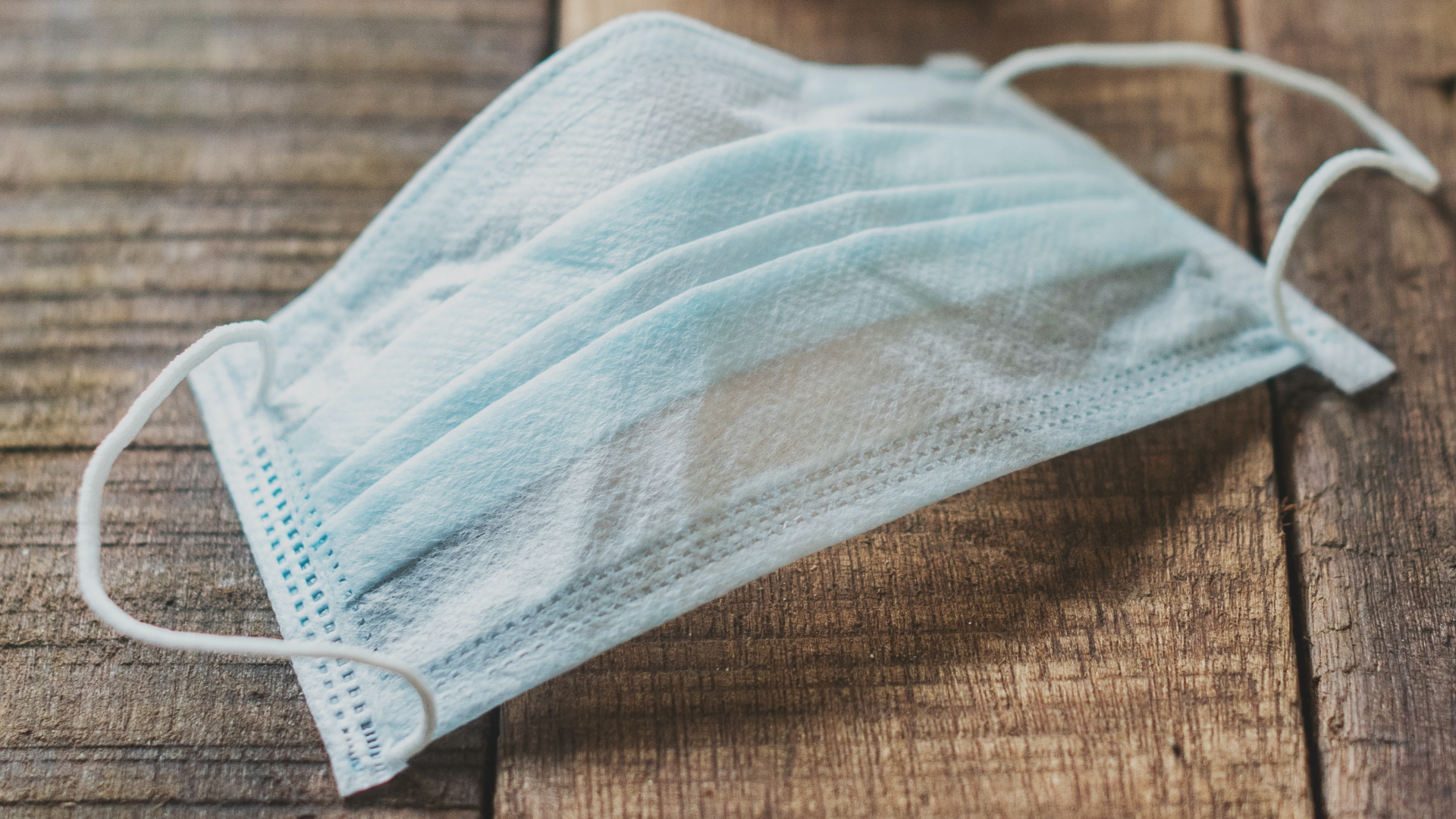 #Video Hombre golpea a empleado que le pidió usar cubrebocas en Hermosillo