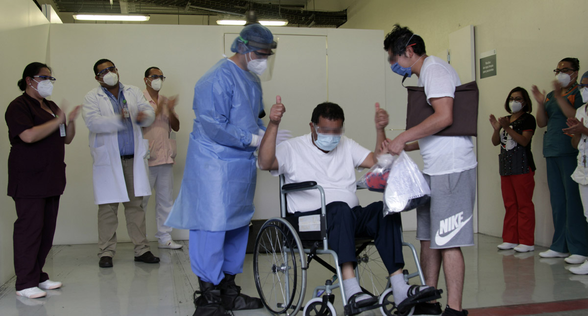 Dan de alta a 18 pacientes de unidad temporal COVID-19 en Autódromo Hermanos Rodríguez