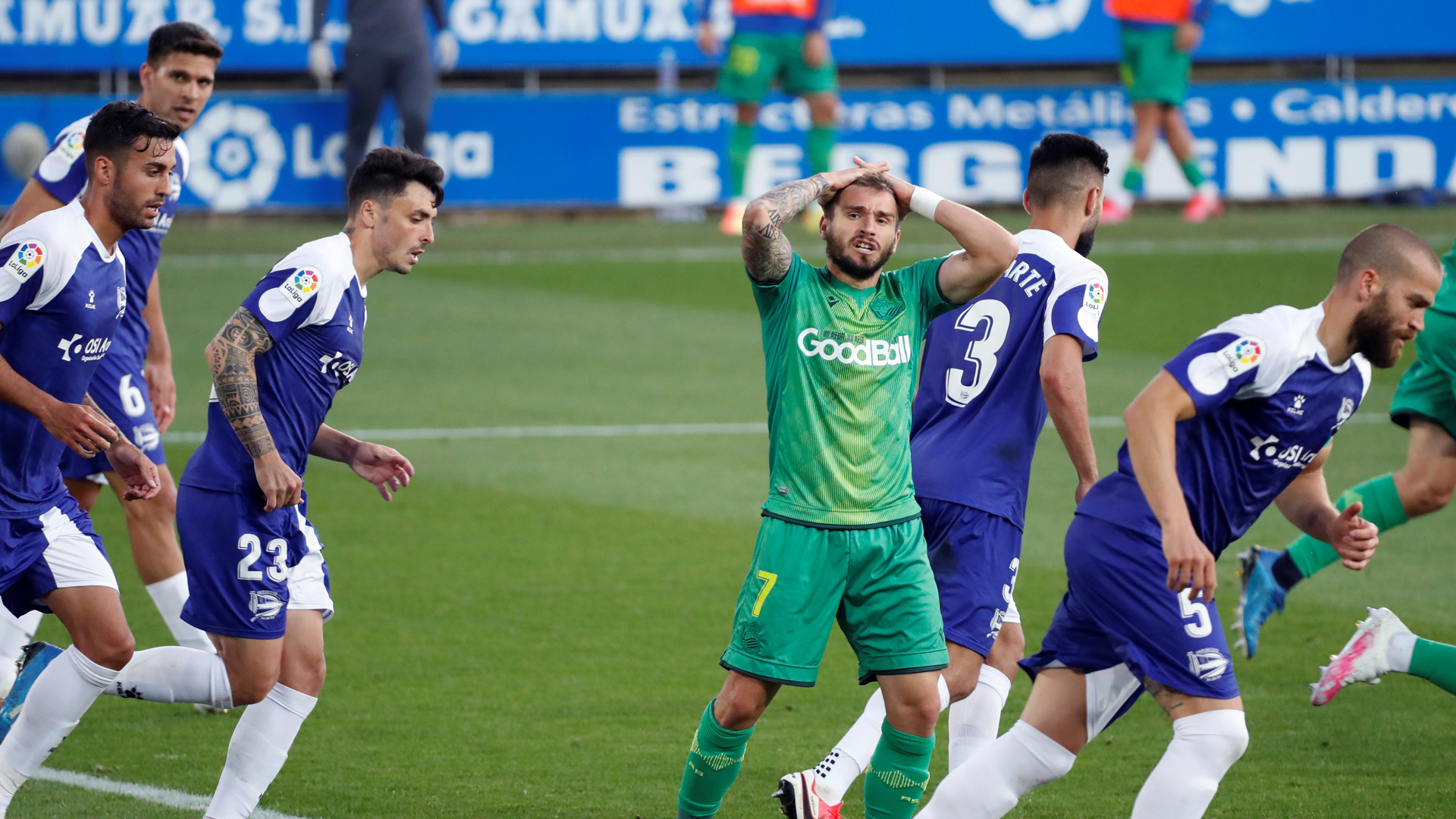 Deportivo Alavés se impone a la Real Sociedad en novena jornada de LaLiga