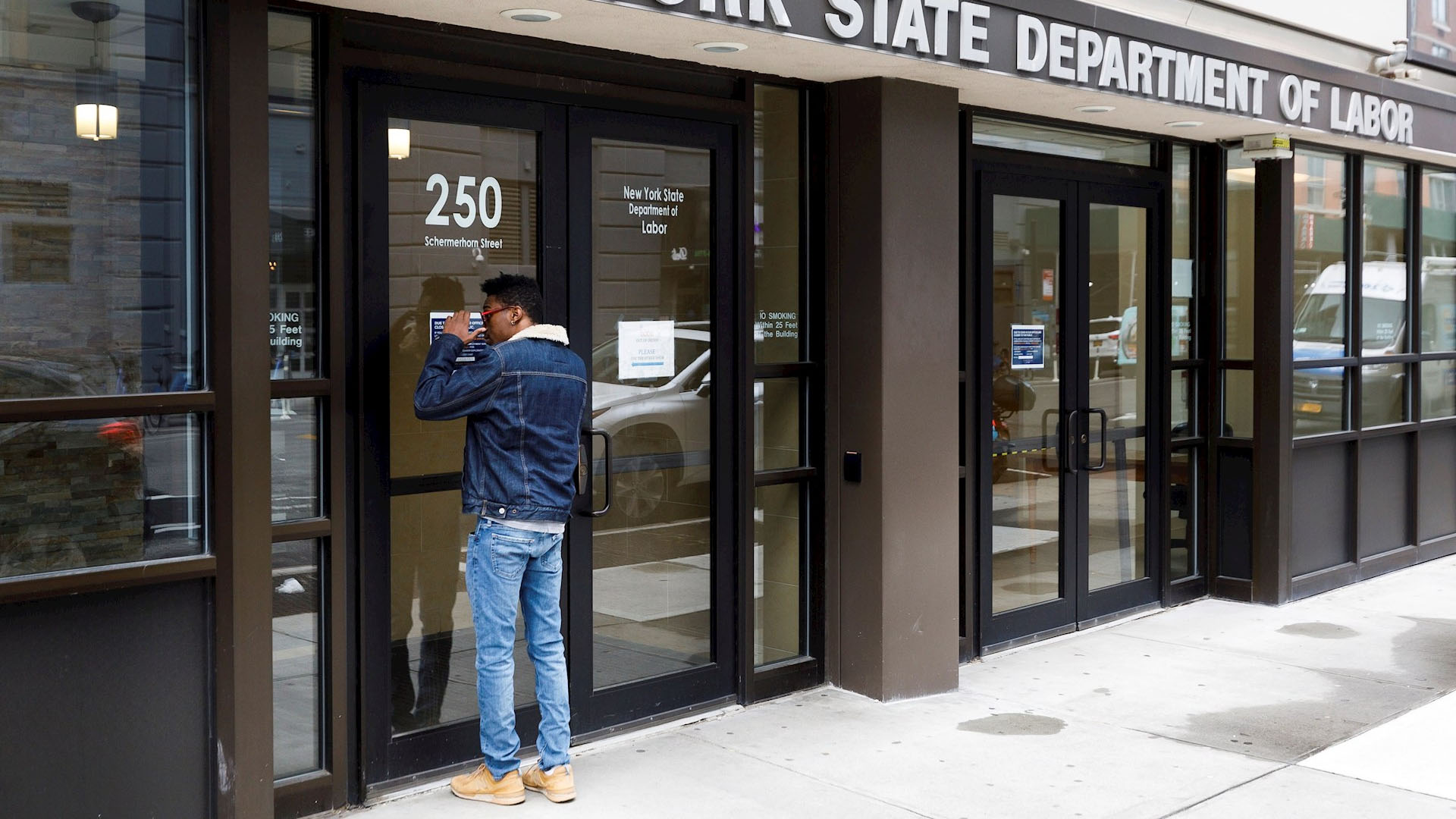 Solicitan subsidio de desempleo 1.5 millones de estadounidenses en la última semana